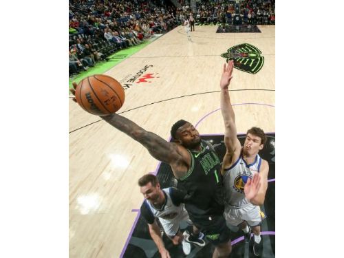 主場熱血沸騰！鵜鶘合力關門——Zion 穩定輸出、Murray 強勢回歸、Bey 關鍵挺身而出力退勇士